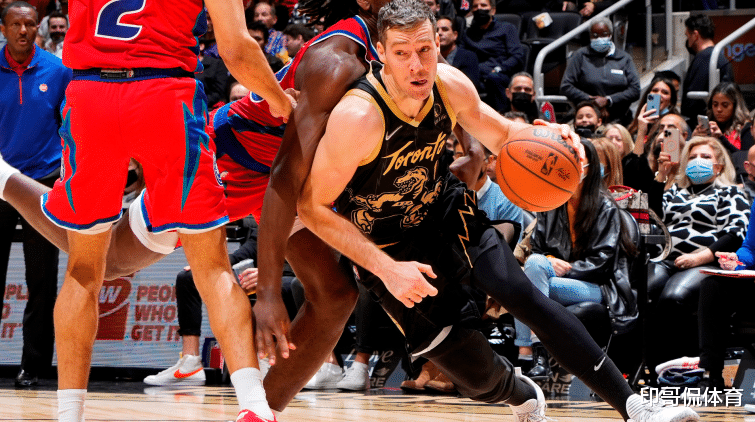 的跑动速度 的跑动速度