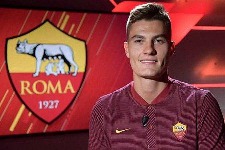 韩国足协:金玟哉因左脚跟腱伤势退出本期国家队.